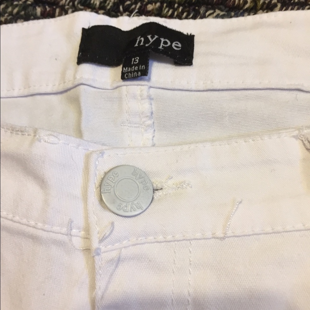 Shorts - Picture 2 of 3